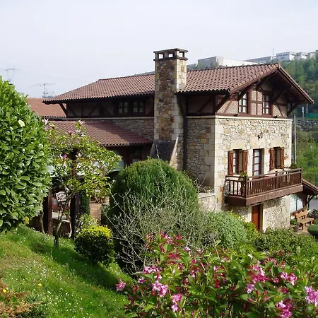 Erdikoetxe Landhaus *